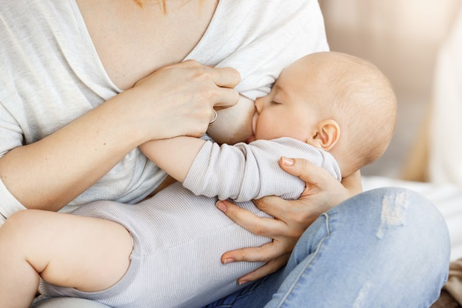 Come aumentare la produzione di latte materno?