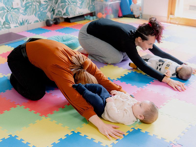 ginnastica-post-parto-a-bologna-con-bambino